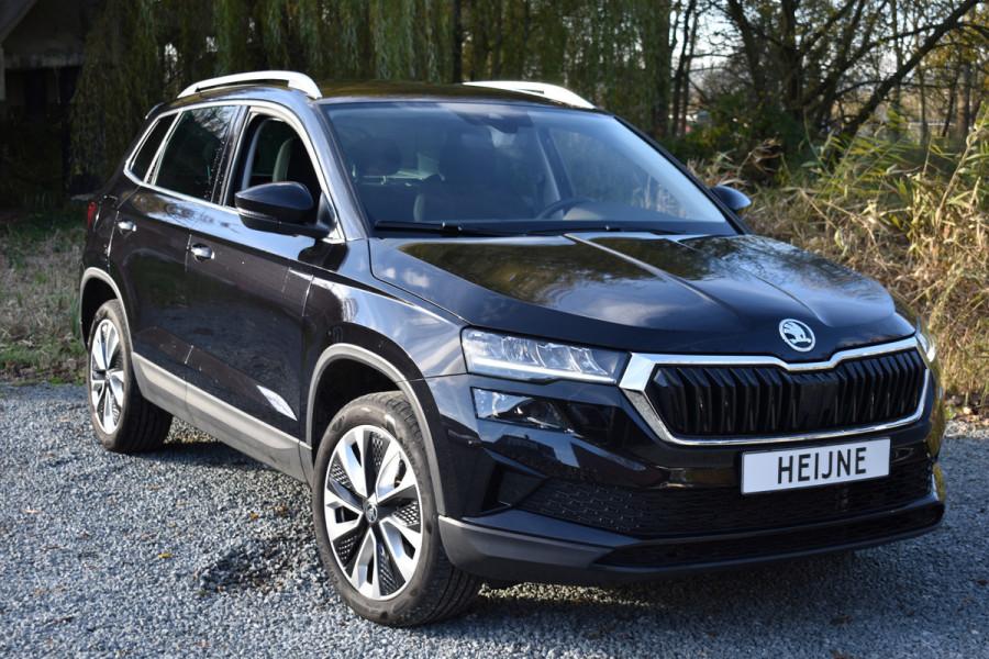 Škoda Karoq 1.5 TSI ACT 150PK DSG BUSINESS CARPLAY/ECC/STOELVERWARMING