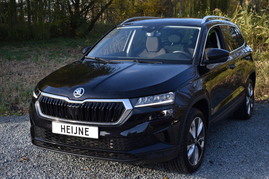 Škoda Karoq 1.5 TSI ACT 150PK DSG BUSINESS CARPLAY/ECC/STOELVERWARMING