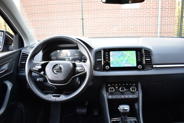 Škoda Karoq 1.5 TSI ACT 150PK DSG BUSINESS CARPLAY/ECC/STOELVERWARMING