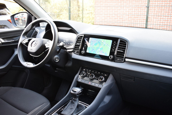 Škoda Karoq 1.5 TSI ACT 150PK DSG BUSINESS CARPLAY/ECC/STOELVERWARMING