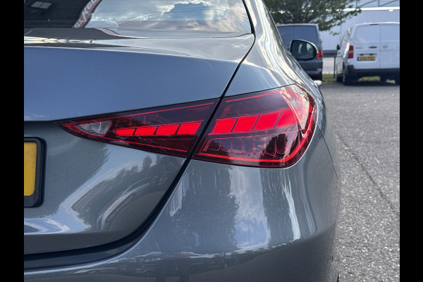 Mercedes-Benz C-Klasse 180 Luxury Line | Sfeerverl. | Memory seat | Carplay | Dodehoek as.