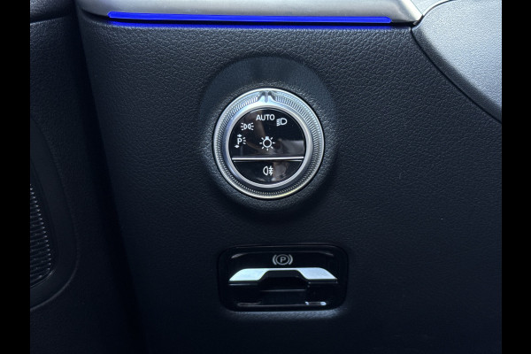 Mercedes-Benz C-Klasse 180 Luxury Line | Sfeerverl. | Memory seat | Carplay | Dodehoek as.