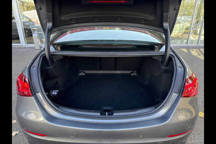 Mercedes-Benz C-Klasse 180 Luxury Line | Sfeerverl. | Memory seat | Carplay | Dodehoek as.
