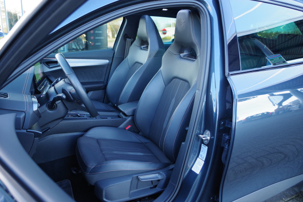 CUPRA Formentor 1.4 e-Hybrid 245 PK VZ, Panoramadak, Trekhaak, 360 Camera, Winterpakket