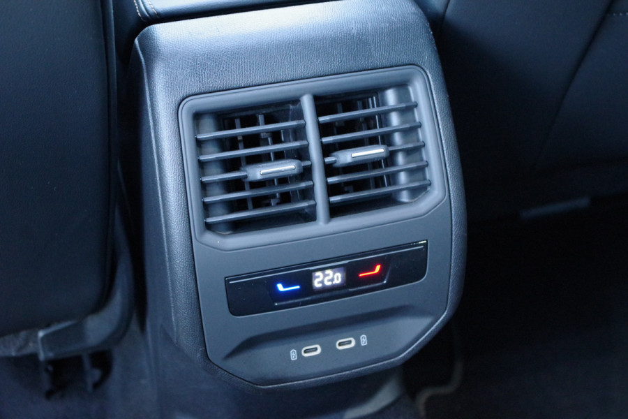 CUPRA Formentor 1.4 e-Hybrid 245 PK VZ, Panoramadak, Trekhaak, 360 Camera, Winterpakket