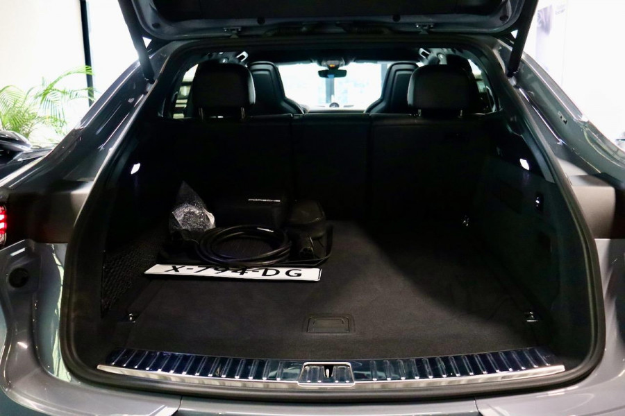 Porsche Cayenne Coupé 3.0 E-Hybrid Artic Grey|PANO|22 inch