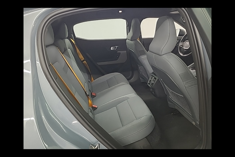 Polestar 2 Long Range Dual Motor Launch Edition 78kWh PERFORMANCE 300 KW I 1E EIGENAAR I VOLLEDIG DEALER ONDERHOUDEN I PANORAMADAK  I INKLUSIEF  21% MWST I 1e HAND SCHECKHEFT GEPFLEGT I UNFALLFREI