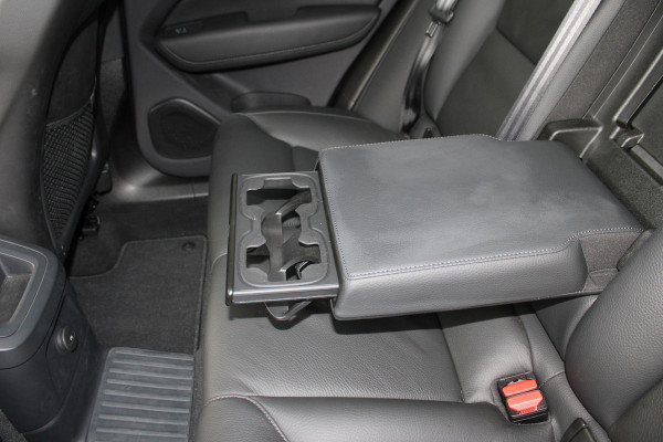 Volvo XC60 2.0 T8 Plug-in hybrid AWD Plus Dark | Head- Up | H&K | Panoramadak | 360 Camera