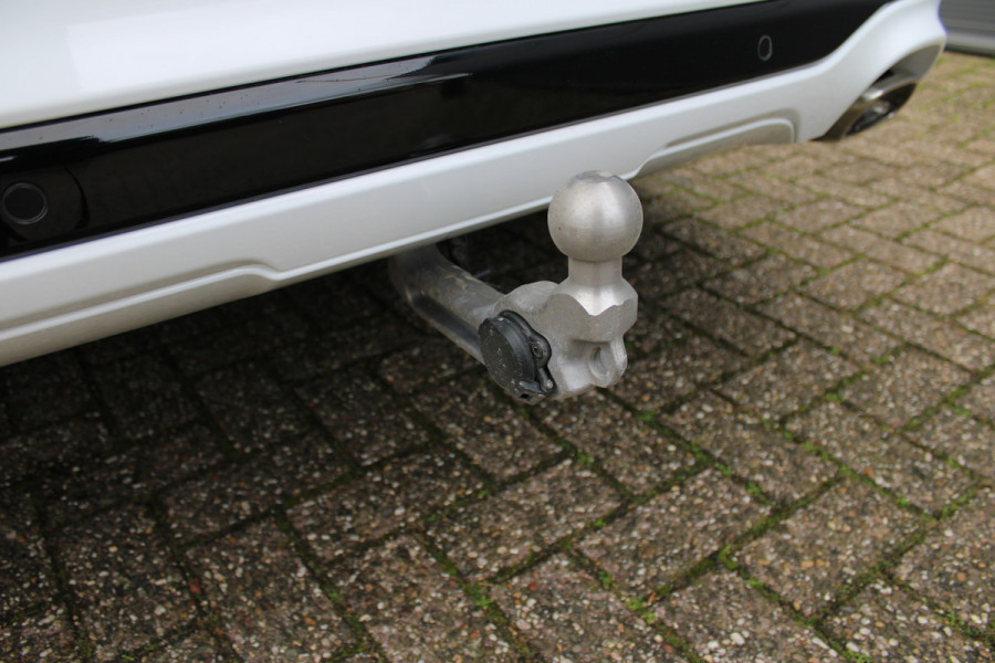 Ford Kuga 2.5 PHEV ST-Line X | Trekhaak | Panoramadak | AGR | Led | Head-up | B&O