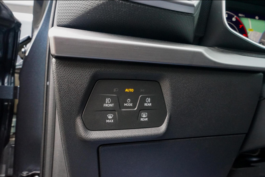 Seat Leon Sportstourer 1.5 eTSI FR Launch Edition