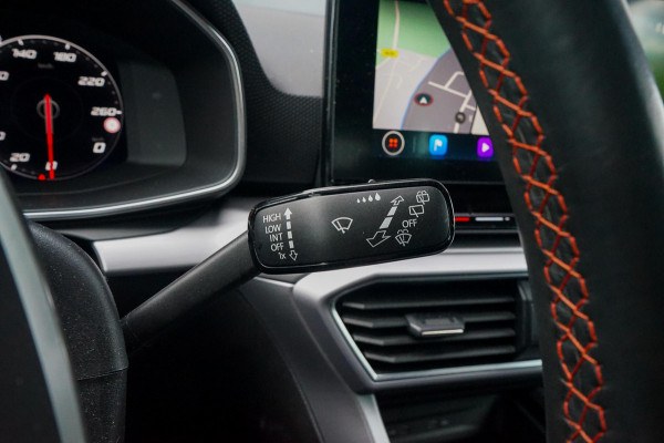 Seat Leon Sportstourer 1.5 eTSI FR Launch Edition