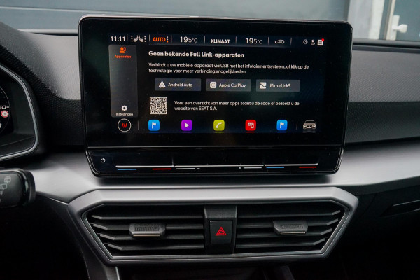 Seat Leon Sportstourer 1.5 eTSI FR Launch Edition