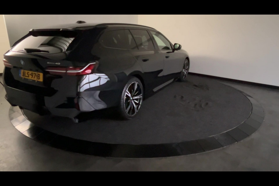 BMW i5 Touring eDrive40 M Sport Edition 84 kWh Glazen dak | Harman Kardon | Comfortstoelen | "20 inch Licht metalen velgen