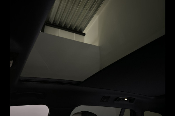 BMW i5 Touring eDrive40 M Sport Edition 84 kWh Glazen dak | Harman Kardon | Comfortstoelen | "20 inch Licht metalen velgen