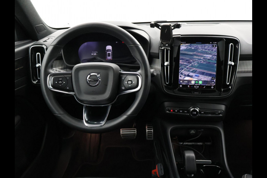 Volvo XC40 RECHARGE TWIN PRO 408 PK + TREKHAAK WEGKL. | 360 CAMERA | PANORAMA | 20 INCH | HARMAN/KARDON