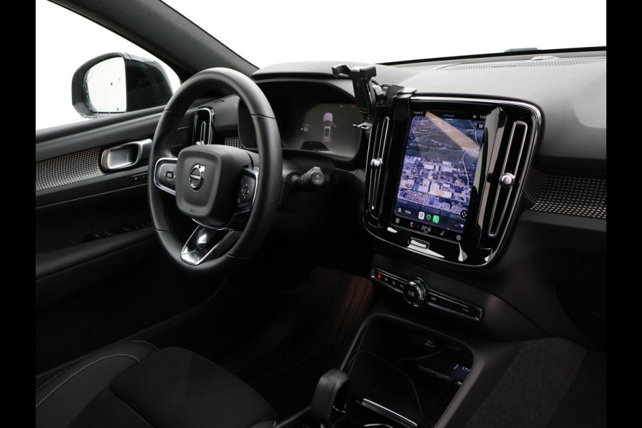 Volvo XC40 RECHARGE TWIN PRO 408 PK + TREKHAAK WEGKL. | 360 CAMERA | PANORAMA | 20 INCH | HARMAN/KARDON