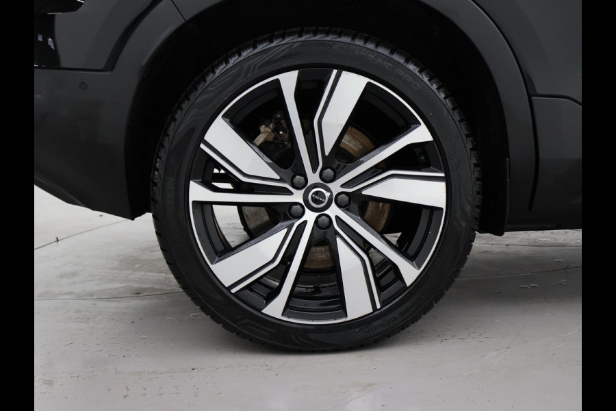 Volvo XC40 RECHARGE TWIN PRO 408 PK + TREKHAAK WEGKL. | 360 CAMERA | PANORAMA | 20 INCH | HARMAN/KARDON