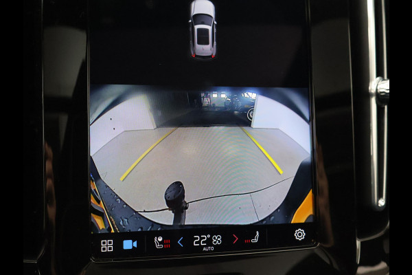Volvo XC40 RECHARGE TWIN PRO 408 PK + TREKHAAK WEGKL. | 360 CAMERA | PANORAMA | 20 INCH | HARMAN/KARDON