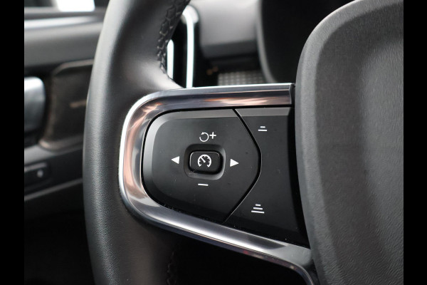 Volvo XC40 RECHARGE TWIN PRO 408 PK + TREKHAAK WEGKL. | 360 CAMERA | PANORAMA | 20 INCH | HARMAN/KARDON