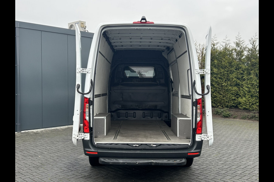 Mercedes-Benz Sprinter 317 CDI 170 PK / L2H2 / AUTOMAAT / 270 A DEUREN / AIRCO / CRUISE / APPLE CARPLAY / 3-ZITS / CAMERA