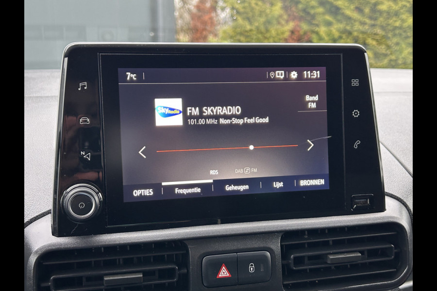 Opel Combo 1.5D 102 PK / L2H1 / 1e EIG. / 85.411 KM !! / SORTIMO INRICHTING / AIRCO / CRUISE / NAVI / APPLE CARPLAY