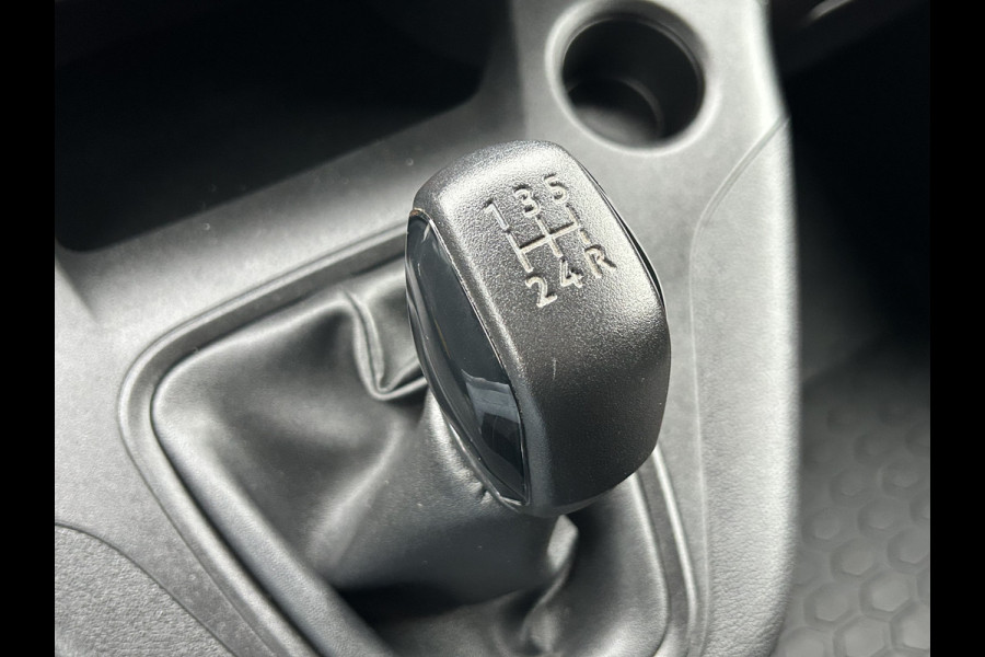 Opel Combo 1.5D 102 PK / L2H1 / 1e EIG. / 85.411 KM !! / SORTIMO INRICHTING / AIRCO / CRUISE / NAVI / APPLE CARPLAY