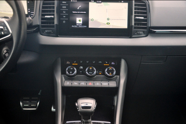 Škoda Karoq 1.5 TSI ACT Sportline Business 150 PK Automaat | Pano | ACC | Trekhaak