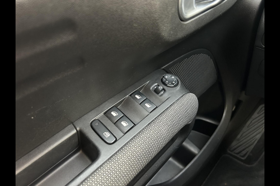 Citroën C3 Aircross 1.2 PT 110 Shine | Panoramadak | Trekhaak | Parkeercamera | Prijs is rijklaar