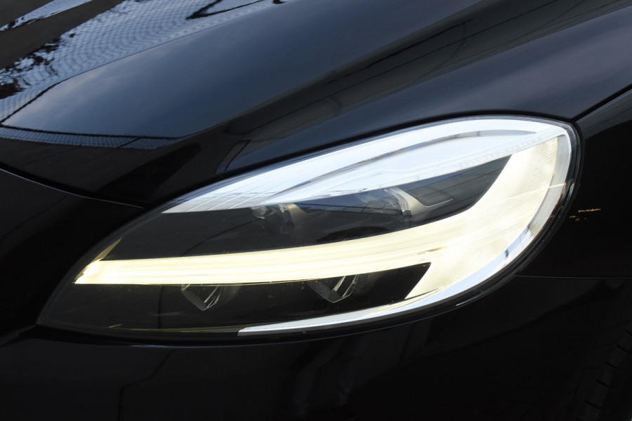 Volvo V40 Cross Country T3 152PK Polar+ Luxury