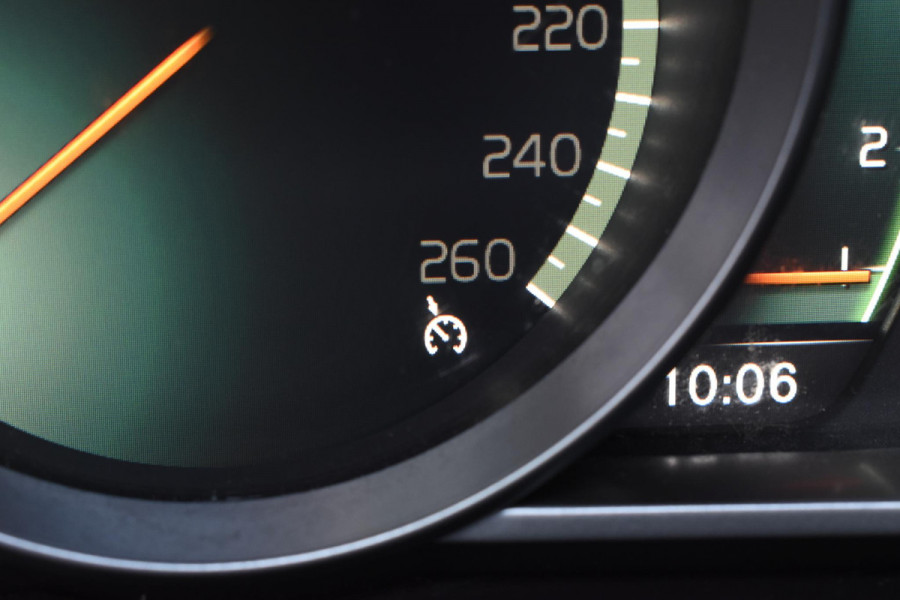 Volvo V40 Cross Country T3 152PK Polar+ Luxury