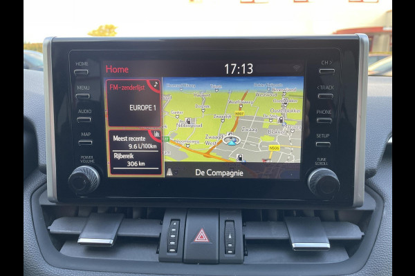 Toyota RAV4 2.5 Hybrid AWD Dynamic | navigatie | trekhaak | 1650KG trekgewicht