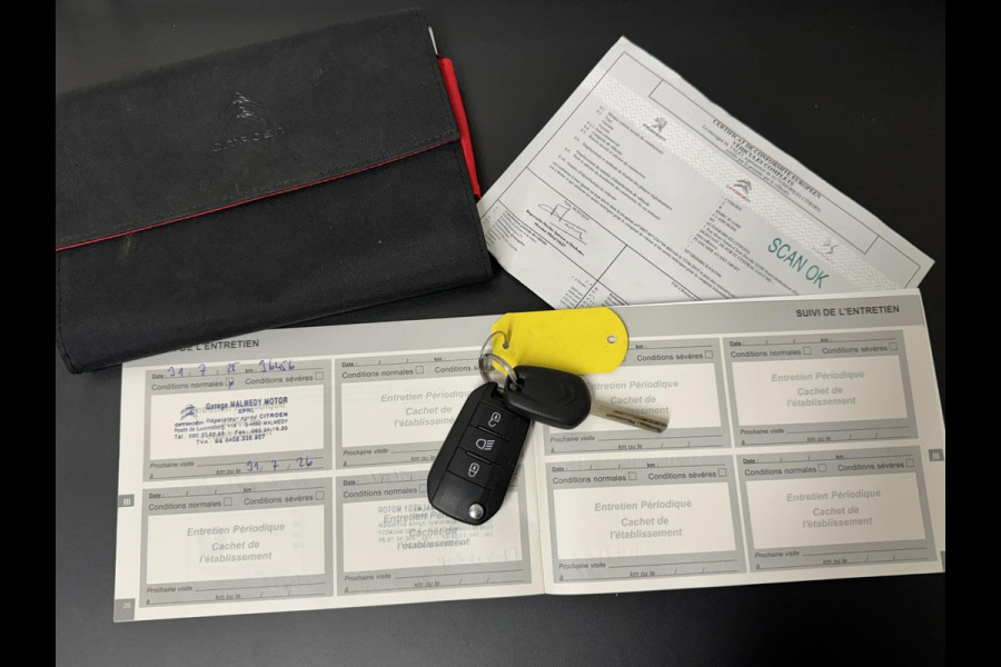 Citroën C3 Aircross 1.2 PureTech Feel Cruise control Airco Apple/Android Carplay Navi Parkeensoren achter