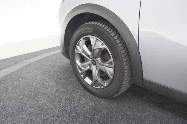 DS DS 3 Crossback PureTech 100 Montmartre | Parkeersensoren | Apple Carplay | Allseason Banden | Navigatie | Climate Control