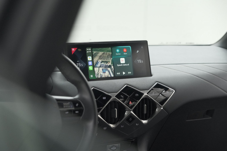 DS DS 3 Crossback PureTech 100 Montmartre | Parkeersensoren | Apple Carplay | Allseason Banden | Navigatie | Climate Control