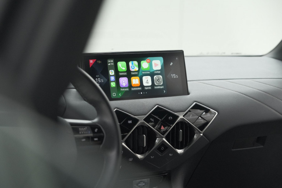 DS DS 3 Crossback PureTech 100 Montmartre | Parkeersensoren | Apple Carplay | Allseason Banden | Navigatie | Climate Control