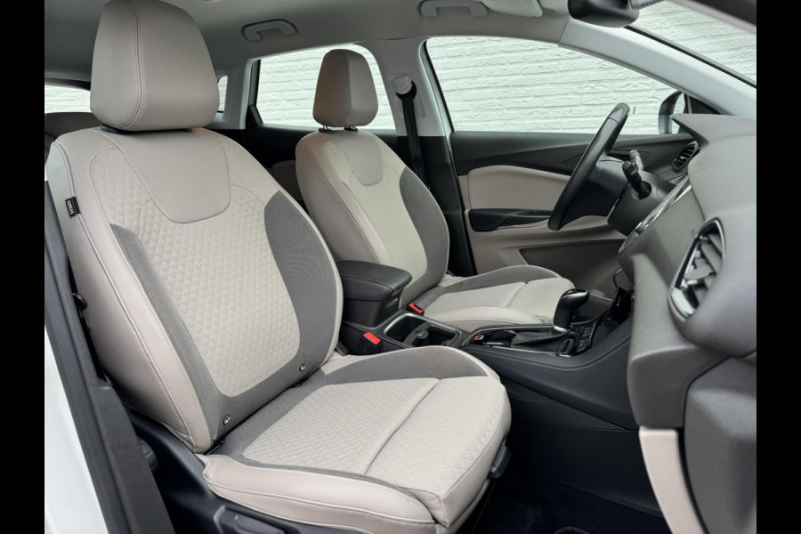 Opel Grandland X 1.2 Turbo Innovation Automaat Cruise control Dodehoek detectie Apple/Android Carplay Climate control