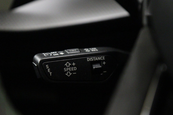 Audi RS 3 SPORTBACK 2.5 TFSI quattro HULK PANO/KERAMISCH/B&O/HUD/CARBONSPOILER/VOL