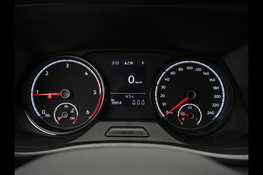 Volkswagen Transporter 2.0 TDI 150pk DSG L2H1 Dubbele Cabine DC Navigatie Camera Trekhaak Cruise PDC