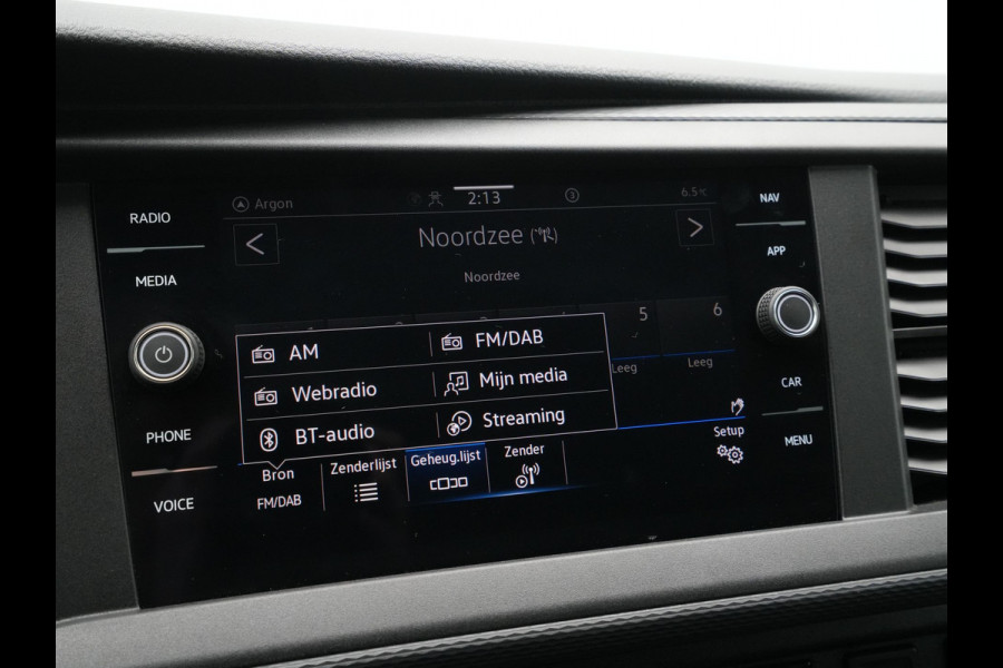 Volkswagen Transporter 2.0 TDI 150pk DSG L2H1 Dubbele Cabine DC Navigatie Camera Trekhaak Cruise PDC