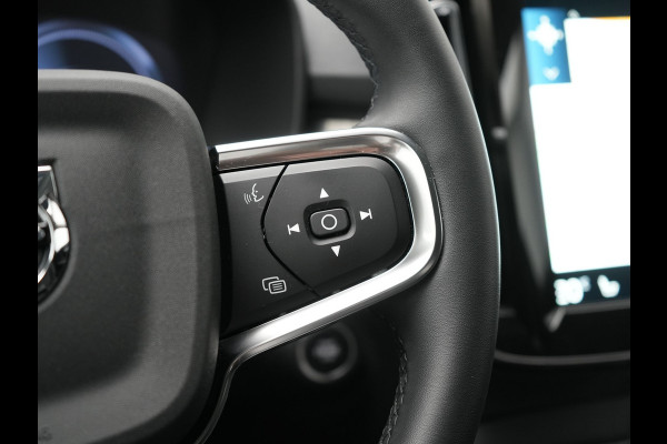 Volvo XC40 T5 Recharge Inscription Plug In Hybrid 262pk Dealer O.H. PHEV | 360 Camera | Sportstoelen Memory & Verwarmd | Stuurwiel Verwarmd | Apple Carplay | Keyless | 19"L.M | Virtual | Navigatie | DAB |