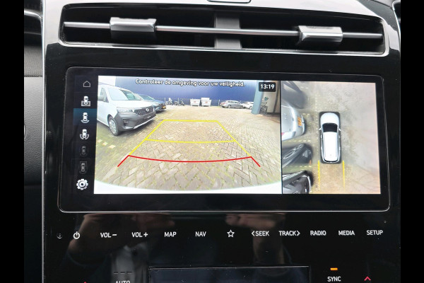 Hyundai Tucson 1.6 T-GDI HEV Premium Sky | schuifdak | volleder | trekhaak afneembaar | Stoelverwarming/koeling | 360 camera |