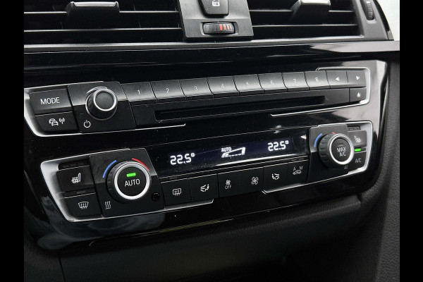 BMW 3 Serie Touring 318i M Sport Edition(NL-auto, Dealer OnderH, Trekhaak, Navi Pro, StoelV, Parkeerhulp, Climate Con, Etc)