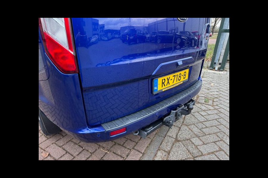 Ford Transit Custom Tourneo 2.0 TDCI L2 VIP 9 Persoons Titanium Airco,Navigatie,Leder,2 Schuifdeuren EXPORT PRIJS