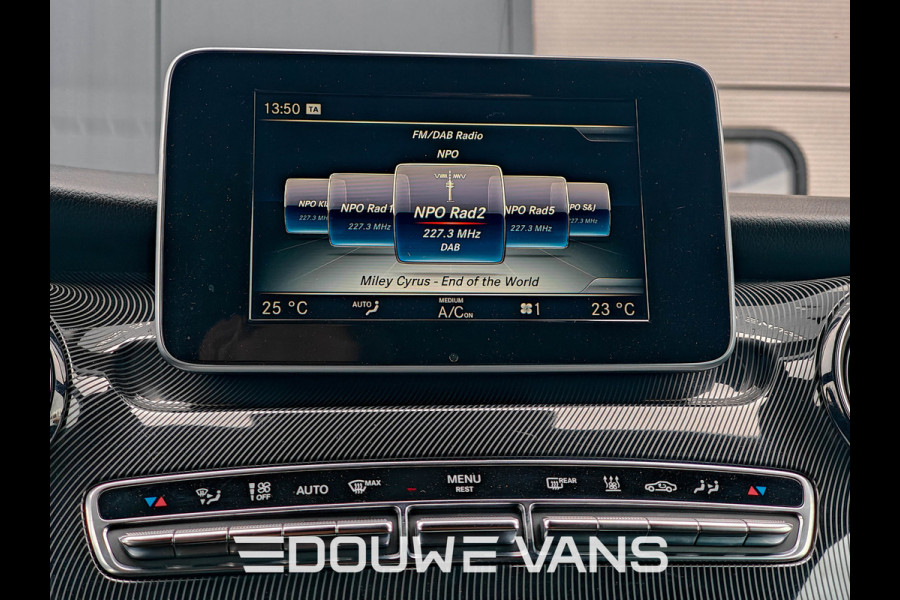 Mercedes-Benz V-Klasse V220 L2 Edition Trekhaak LED Enkel Cabine 2x Schuifdeur Trekhaak Dubbel Cabine mogelijk.