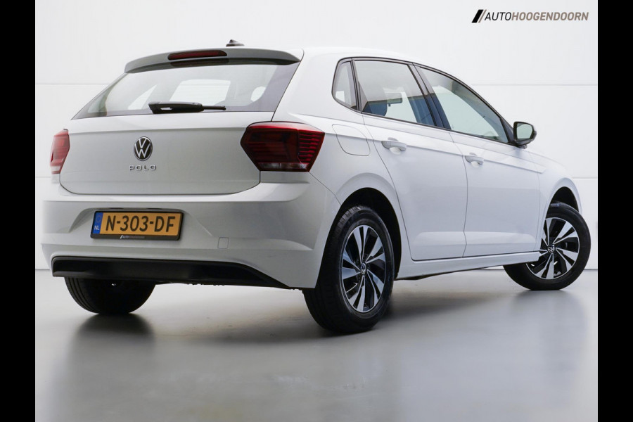 Volkswagen Polo 1.0 TSI Comfortline Sportive (APPLE CARPLAY,LED,SPORTSTOELEN,ADAPTIVE CRUISE,CLIMATE,LM-VELGEN,NIEUWE APK)