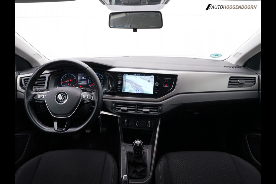 Volkswagen Polo 1.0 TSI Comfortline Sportive (APPLE CARPLAY,LED,SPORTSTOELEN,ADAPTIVE CRUISE,CLIMATE,LM-VELGEN,NIEUWE APK)