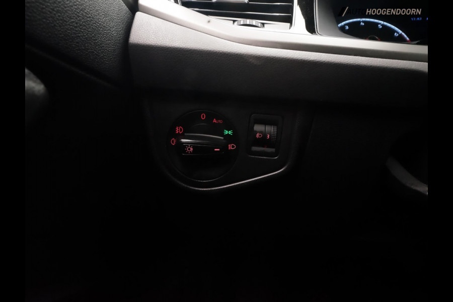 Volkswagen Polo 1.0 TSI Comfortline Sportive (APPLE CARPLAY,LED,SPORTSTOELEN,ADAPTIVE CRUISE,CLIMATE,LM-VELGEN,NIEUWE APK)