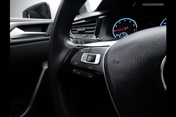 Volkswagen Polo 1.0 TSI Comfortline Sportive (APPLE CARPLAY,LED,SPORTSTOELEN,ADAPTIVE CRUISE,CLIMATE,LM-VELGEN,NIEUWE APK)