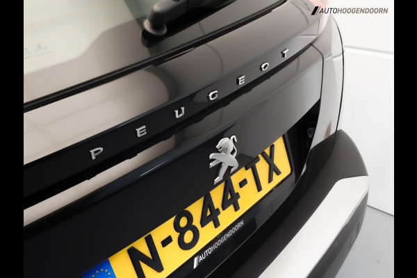 Peugeot 2008 1.2 PureTech Active Deluxe (APPLE CARPLAY,LED,COMFORT-STOELEN,CRUISE,CAMERA,PARKEERSENSOR,NIEUWE APK,TREKHAAK)