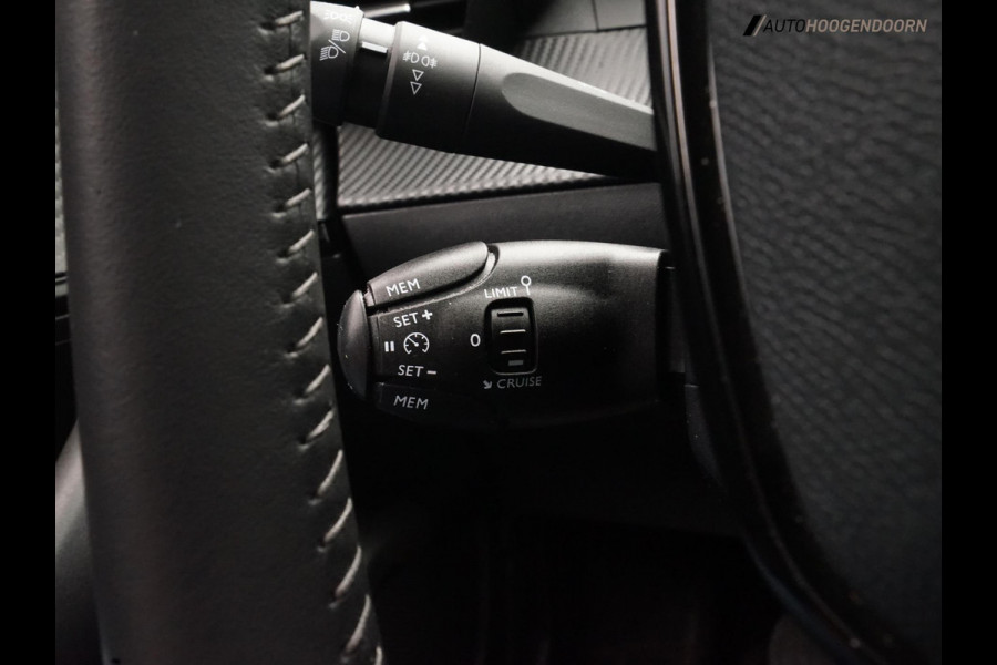 Peugeot 2008 1.2 PureTech Active Deluxe (APPLE CARPLAY,LED,COMFORT-STOELEN,CRUISE,CAMERA,PARKEERSENSOR,NIEUWE APK,TREKHAAK)